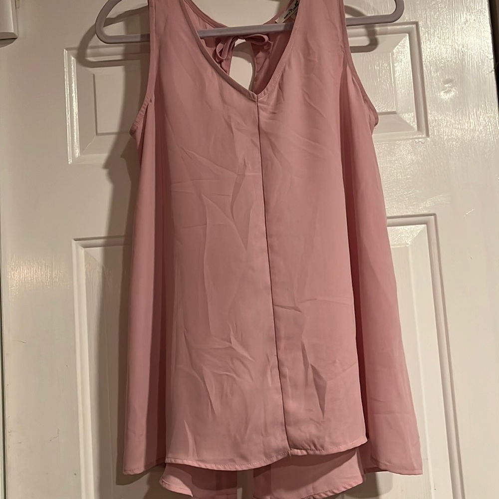 Simply Noelle sleeveless top